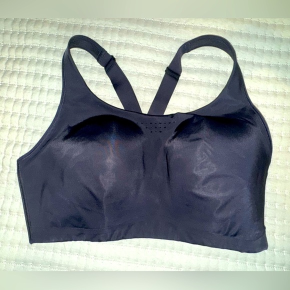 Athleta Penomena Black Sports Bra. Size 38DD GUC - Picture 1 of 8